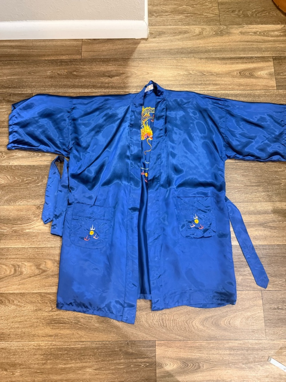 Vintage Dragon Kimono Robe Blue Embroidered Chinese Belted Silk L - Picture 11 of 11